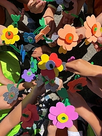 Bunte Bastelblumen