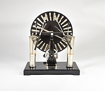 Influenz-Elektrisiermaschine nach Wimshurst; Wien, 1900-1915. DMMI (Foto Alois Unterkircher)